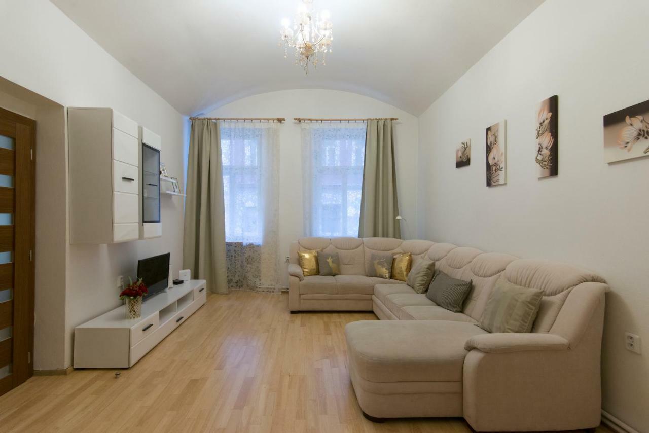 Appartamento Spacious Near Wenceslas Square